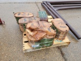 PALLET WITH (6) BUNDLES OF NEW HAY STRING