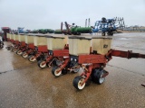 INTERNATIONAL 800 8 ROLL PLANTER  3PT, S# 17221