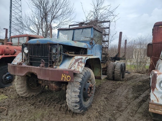 1953 MILTARY LOG TRUCK,  6X6, 5-TON, DIESEL, 5 SPEED, NON-RUNNER, BUYER LOA