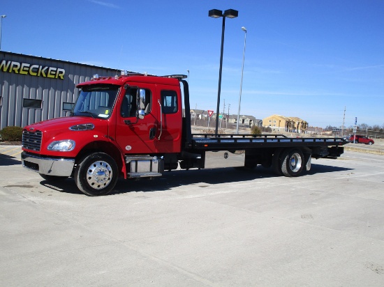 2020 Freightliner M2 Extended Cab Rollback