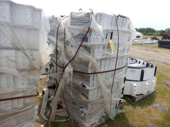 PALLET WITH APS CASING SPACERS,  17.40", 23.25", TOPS