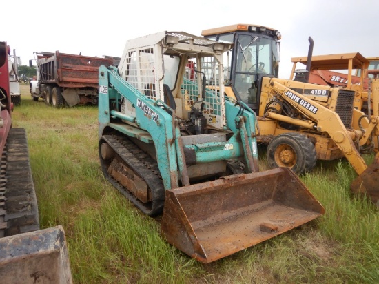 TAKEUCHI TL26 SKID STEER, shows 4,187+ hrs,  RUBBER TRACKS, AUX HYD, ISUZU