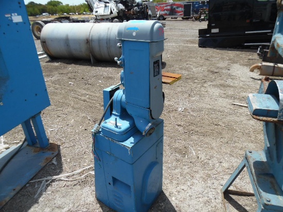 ROCKWELL BELT SANDER