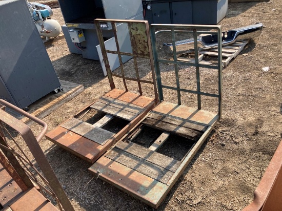 (2) SHOP CARTS