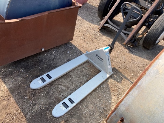 NEW/UNUSED STRONGWAY 5500LB PALLET JACK
