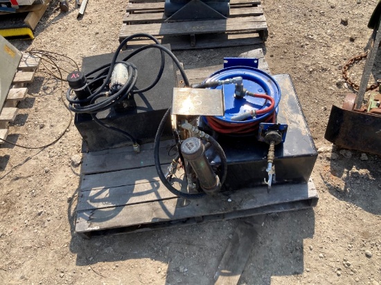 (2) FUEL TANKS