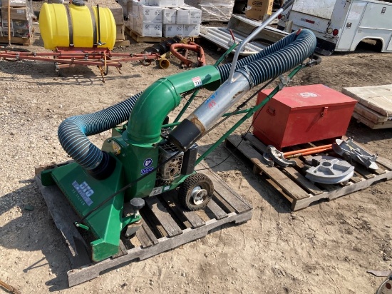 PRO SERIES GAS LEAF VACUUM