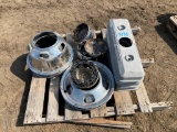 DETROIT DIESEL VALVE COVERS & DODGE CHROME WHEEL COVERS