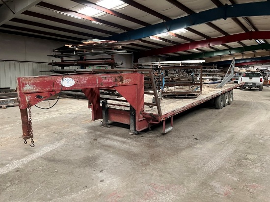 FABCO SHOPBUILT TRAILER,  GOOSENECK, 32', TRI AXLE, SINGLE TIRE
