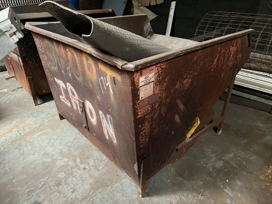 METAL TRASH BIN