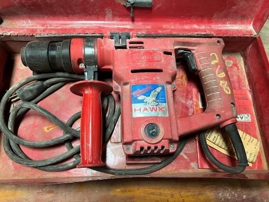MILWAUKEE HAMMER DRILL