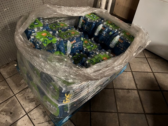 PALLET WITH WATER