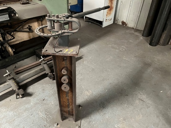 PIPE BENDER  ON STAND