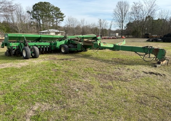 "GREAT PLAINS 3020 NO-TILL DRILL  30FT, 3 HOPPERS,