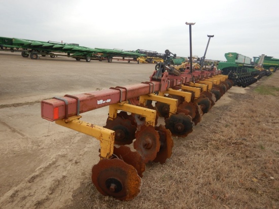 W&A 40 FOOT, 12 ROW, 38 DISK BEDDRE  BIG AXLE AMCO BEDDER ASSEMBLIES