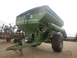 BRENT V800 GRAIN CART  800 BUSHEL, 30.5-32 TIRES, ROLL TARP, GRAIN FLOW DIV