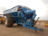 KINZE 1050 GRAIN CART  ROLL TARP, ELECTORIN SCALES, 12.50/45-32 TIRES, NEED