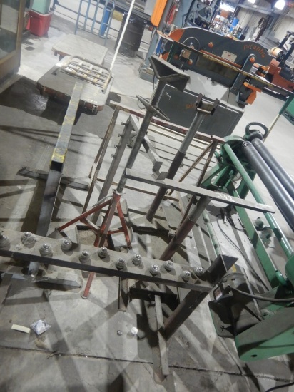 METAL STANDS