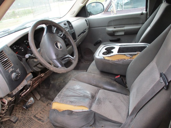 2008 CHEVROLET SILVERADO TRUCK,  EXTENDED CAB, GAS, AUTOMATIC, SOME DINGS S