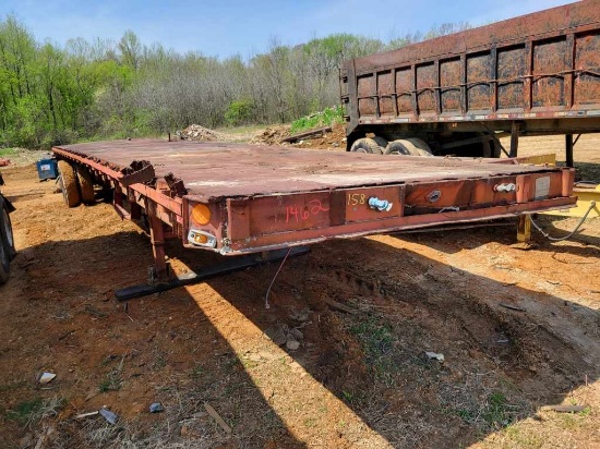 MILL FLATBED TRAILER,  ABOUT 45', STEEL, METAL FLOOR, SLIDING TANDEM AXLES,