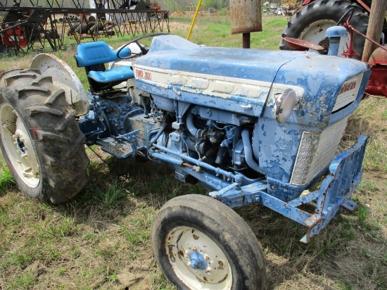 FORD 3000 WHEEL TRACTOR,  3-CYL GAS, 3-PT, PTO