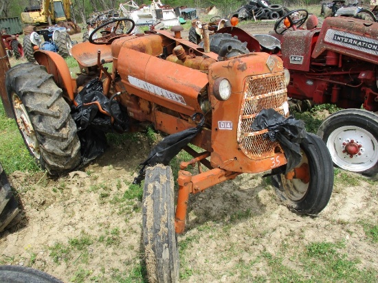 ALLIS CHALMERS D14 TRACTOR,  IN THE NON RUNNER ROW