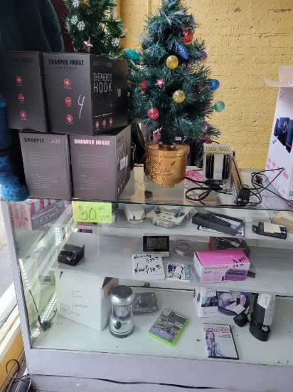 (2) DISPLAY CASES & SHELF WITH CONTENTS,  STEREO, LED LANTERNS, TV ANTENNAS