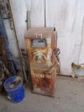 GASBOY 90 ANYIQUE GAS PUMP