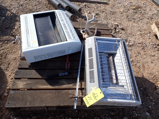 LOT OF (2) GAS HEATERS AND DEER HEAD