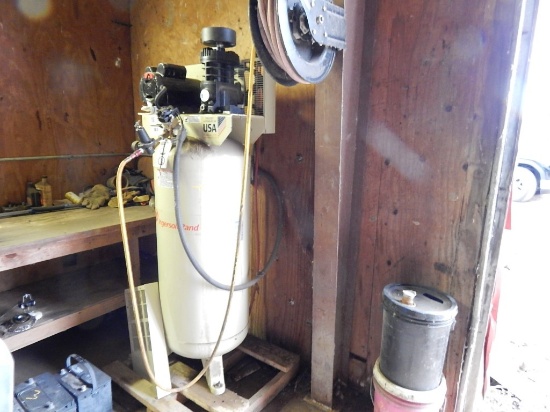 INGERSOLL RAND 135 UPRIGHT AIR COMPRESSOR,  ELECTRIC