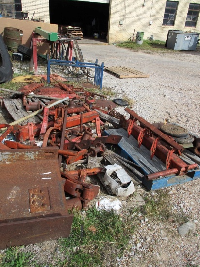 LOT OF DISK PARTS, SEEDER BAR,  & MISCELLANEOUS