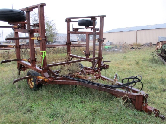 CHISEL PLOW,  HYD FOLD