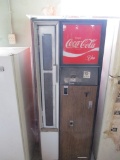 VINTAGE COKE MACHINE
