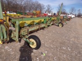 JOHN DEERE 7300 8 ROW PLANTER  38