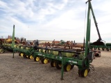 JOHN DEERE 1700 PLANTER,  MAX EMERGE PLUS, 8 ROW, 38