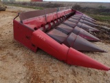 CASE / IH CORN HEADER,  8-ROW, 38