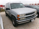 1997 CHEVROLET TAHOE SUV,  4 DR, 4X4, 5.7L GAS, A/T, A/C, WEAK BRAKES, TRAN