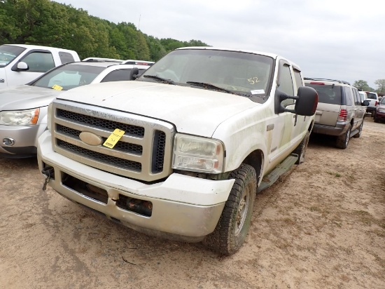 2006 FORD F250 TRUCK,  DIESEL, AUTO, CREWCAB, 4X4, PS, AC, *DOES NOT RUN* S