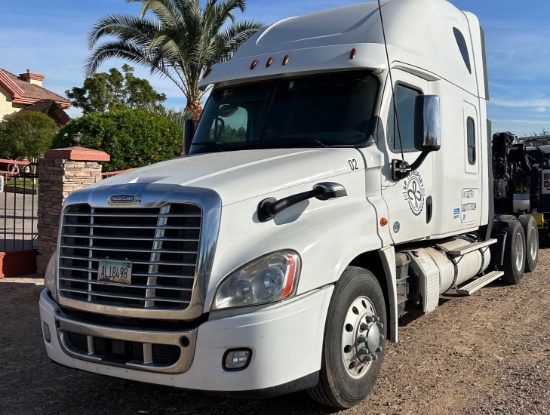 ONLINE AUCTION – TRUCKS, TRAILERS AND MORE