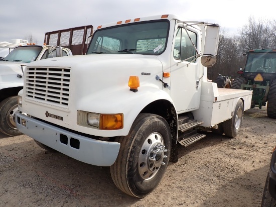 2000 INTERNATIONAL 4900 FLATBED TRUCK, 63,345+ mi,  DT466, AUTO, SINGLE AXL
