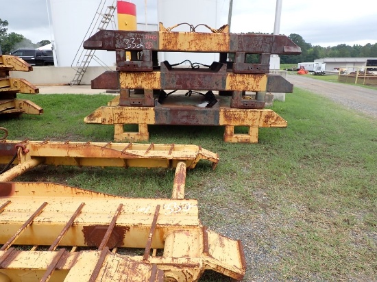 (3) RAIL CAR TOPPPING MATS & (1) RAIL AR TOPPING RAMP,  23'