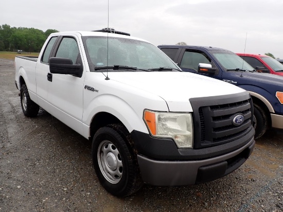 2010 FORD F150 PICKUP 125,273 (+/-)  V8 GAS, AUTO, EXTENDED CAB, P/S, A/C S