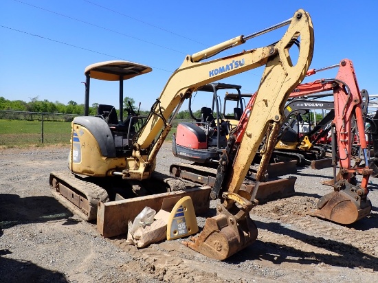 KOMATSU TC 35 MINI EXCAVATOR, 5,394+ mi,  DIESEL, CANOPY, 24" BUCKET, MANUA