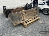 SKID STEER BUCKET,  6'