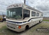 1998 BOUNDER MOTOR HOME,  35',GM 454 V8 GAS, AUTO, FULLY CONTAINED, FULL KI