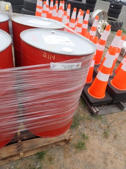 55-GAL DRUM OF HYDRAULIC OIL,  AW ISO 68