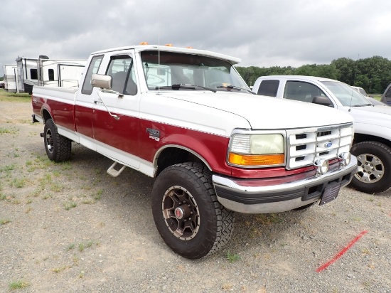 1995 FORD F-250 TRUCK, 273,318+ mi,  EXTENDED CAB, 4 X 4, 7.3 LITRE DIESEL,