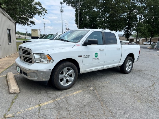2018 DODGE RAM 1500 TRUCK, 116,000+ mi,  CREW CAB, 4 X 4, GAS, AUTOMATIC, P