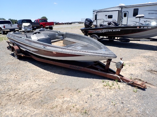 PROCRAFT BOAT  18', EVINRUDE BOAT MOTOR S/N MG1P8274J687, ON PROCRAFT BOAT