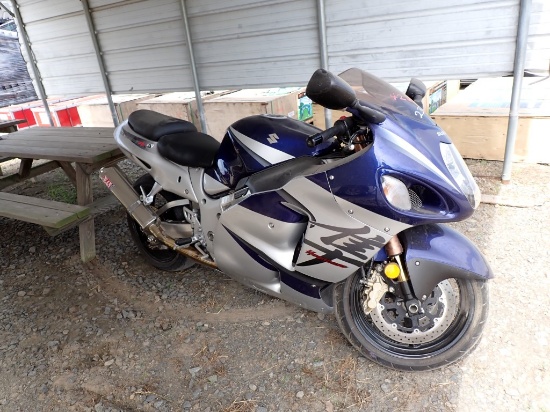 2005 SUZUKI GSX1300R HAYABUSA MOTORCYCLE, 8,678+ mi,  1300-CC ENGINE S# JS1